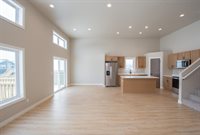 6590 68th Street South, Horace, ND 58047