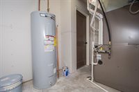 6590 68th Street South, Horace, ND 58047