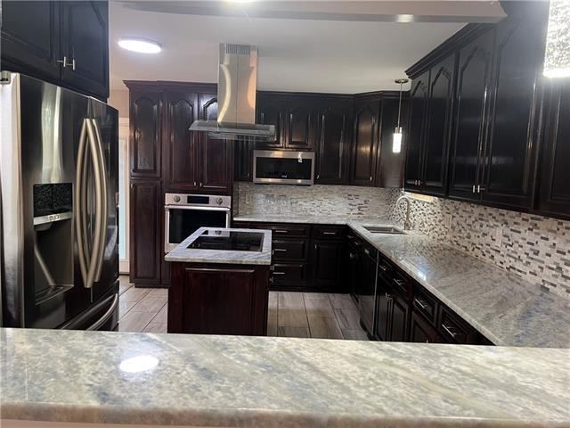 5636 4TH Street, Violet, LA 70092