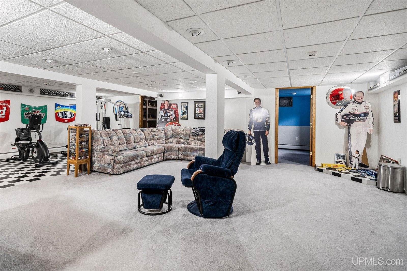 101 Kirkpatrick Avenue, Palmer, MI 49871