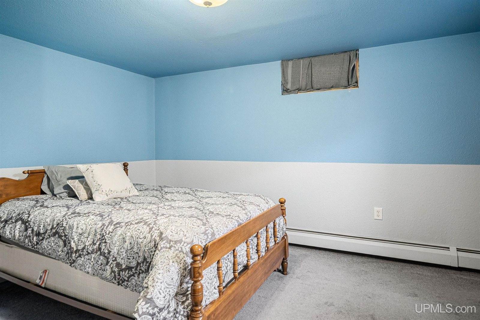 101 Kirkpatrick Avenue, Palmer, MI 49871