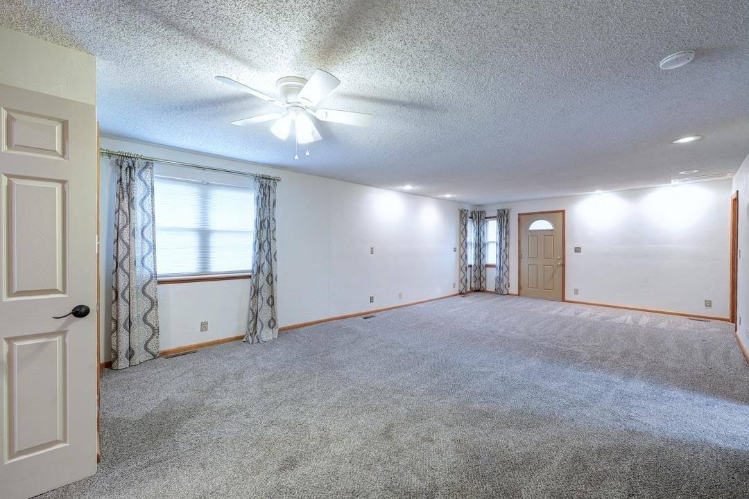 31778 53rd Rd, Arkansas City, KS 67005
