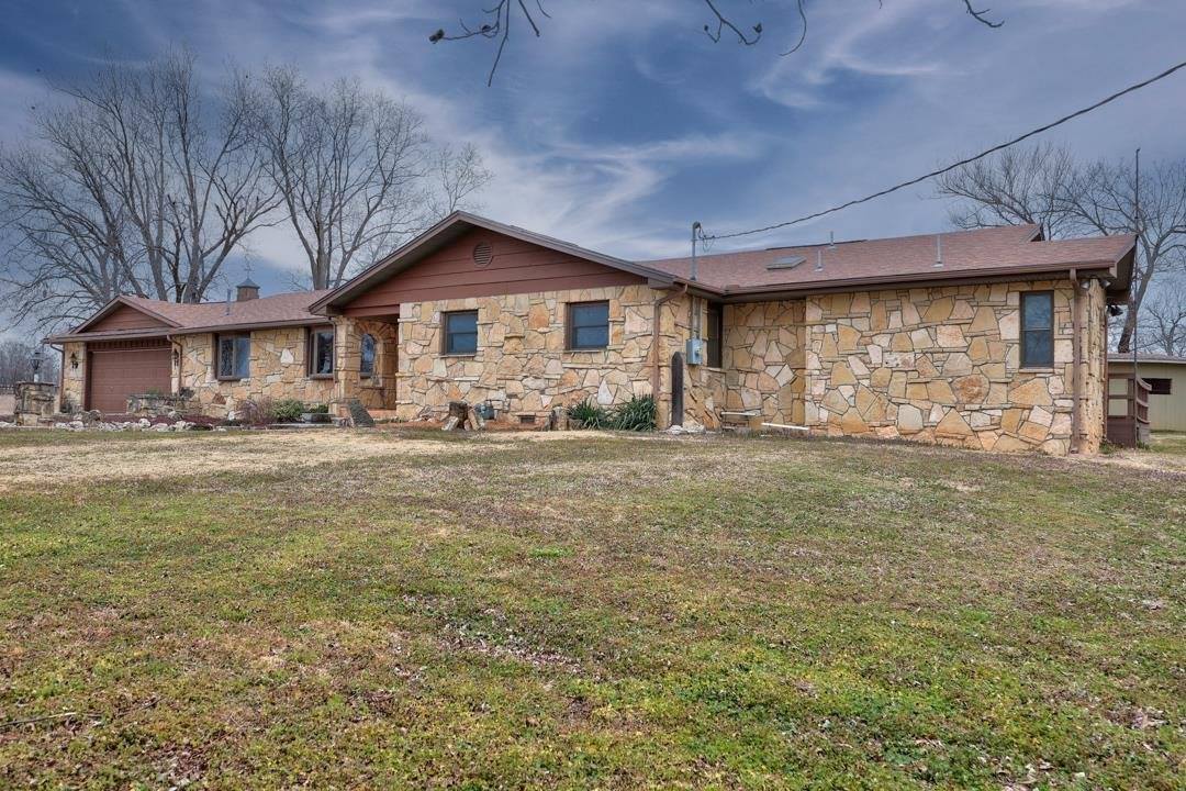31778 53rd Rd, Arkansas City, KS 67005