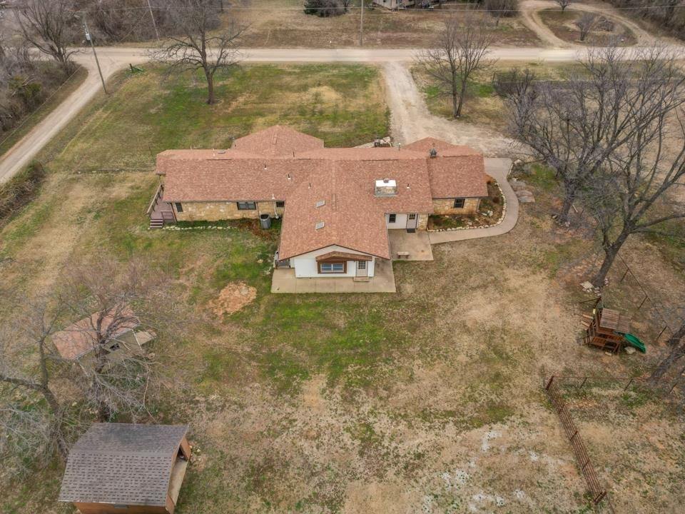 31778 53rd Rd, Arkansas City, KS 67005