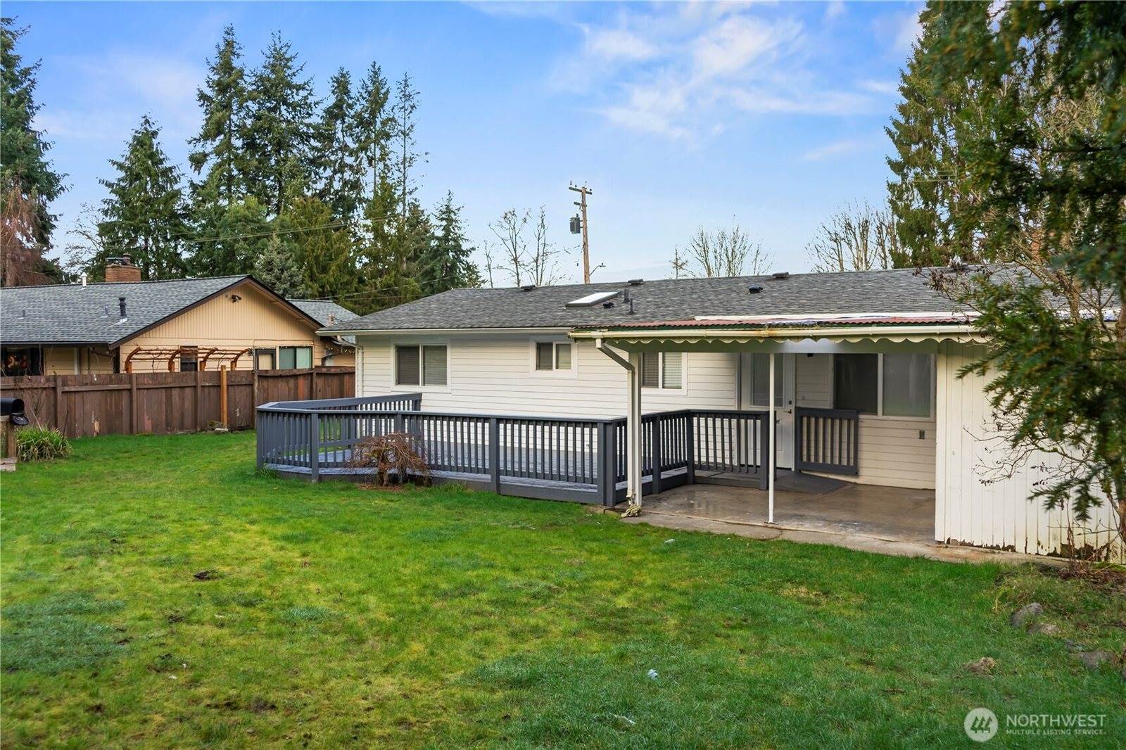 29733 4th Ave South, Federal Way, WA 98003