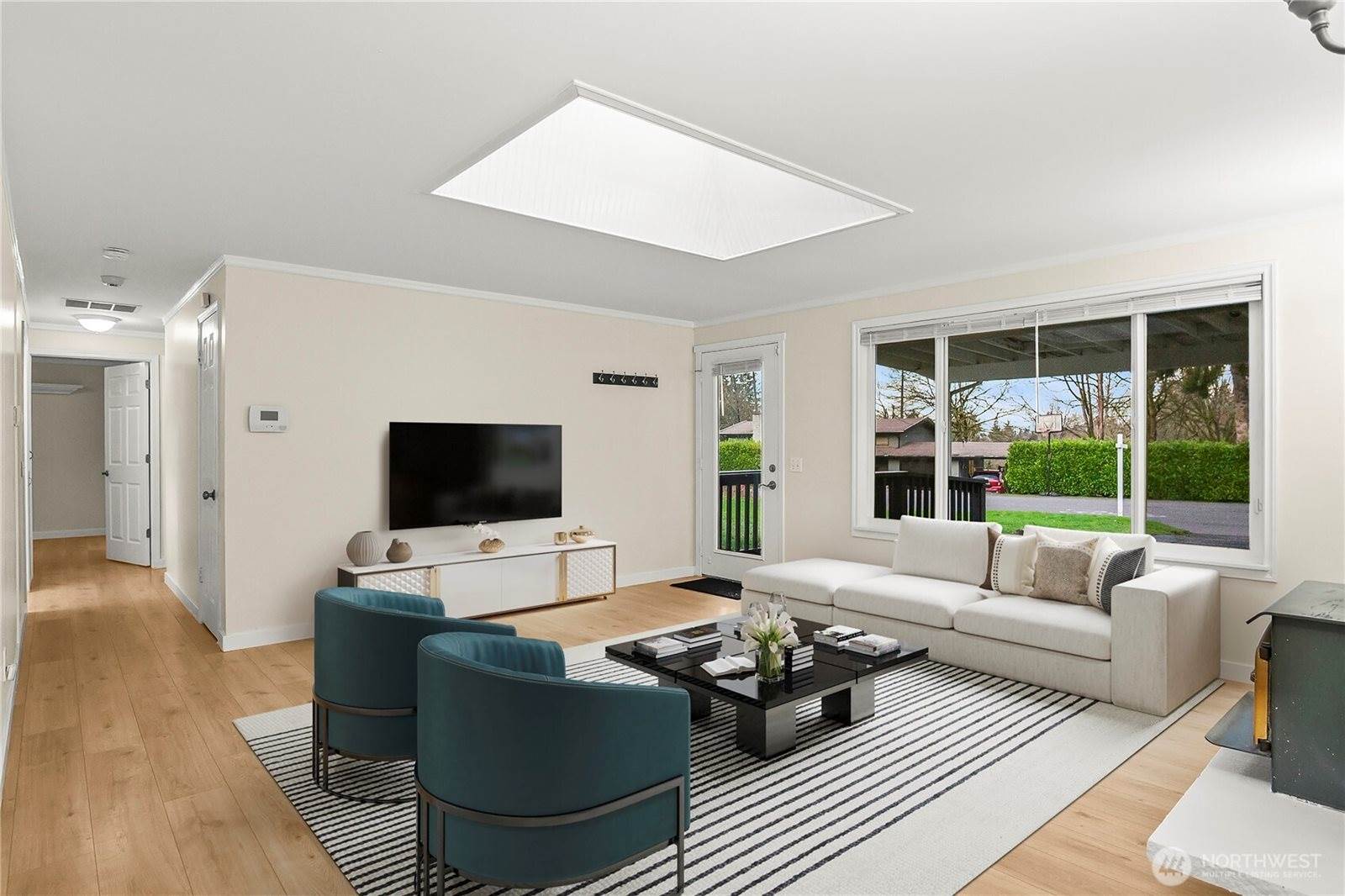 29733 4th Ave South, Federal Way, WA 98003