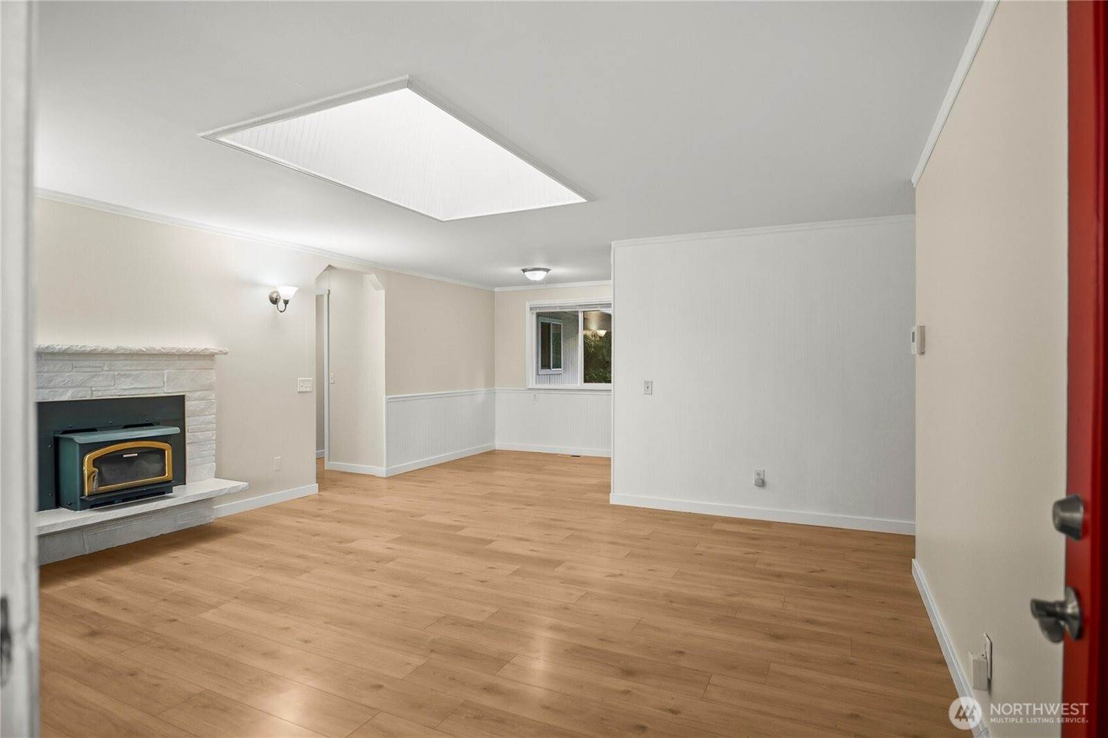 29733 4th Ave South, Federal Way, WA 98003