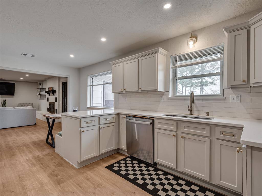 16 Orlando Drive, Shawnee, OK 74804