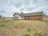 16 Orlando Drive, Shawnee, OK 74804