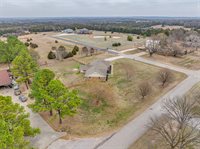 16 Orlando Drive, Shawnee, OK 74804