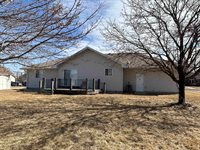 3513 Le Mesa Way, South Sioux City, NE 68776