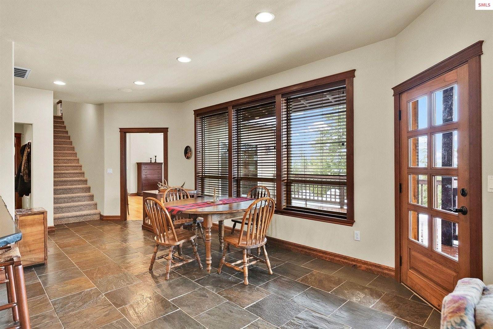 558 Grouse Hill Road, Bonners Ferry, ID 83805