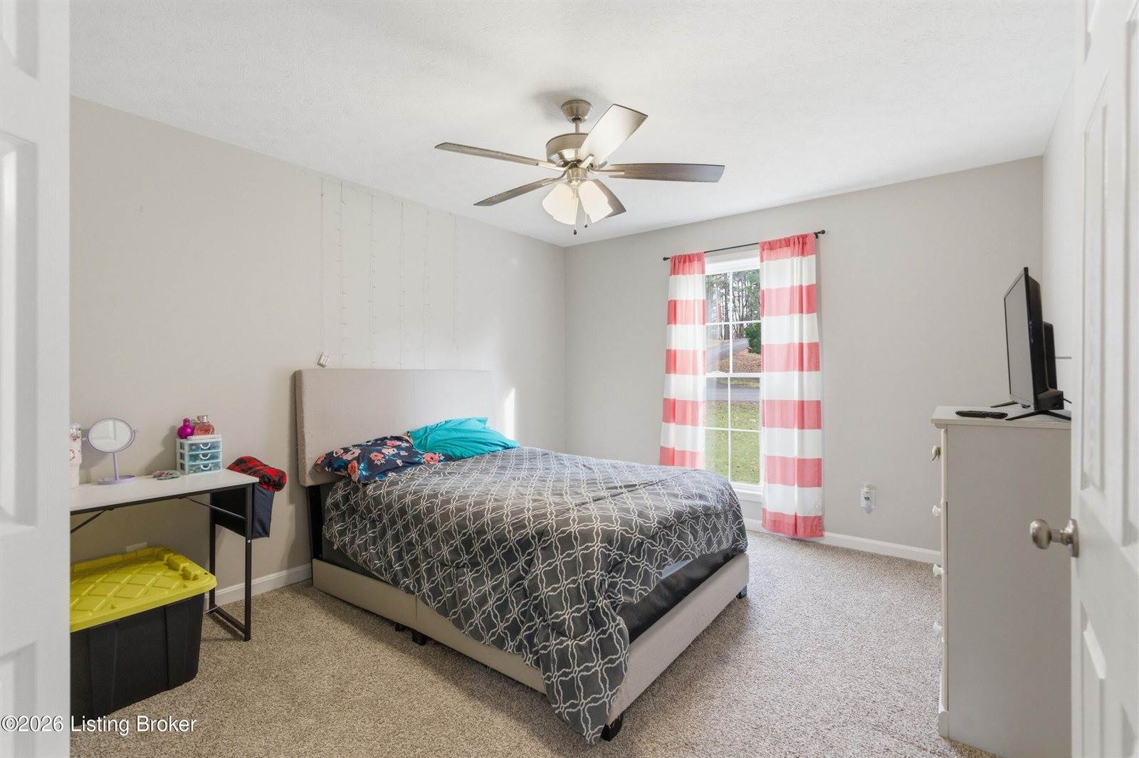 110 Ridge Pole Rd, Brandenburg, KY 40108