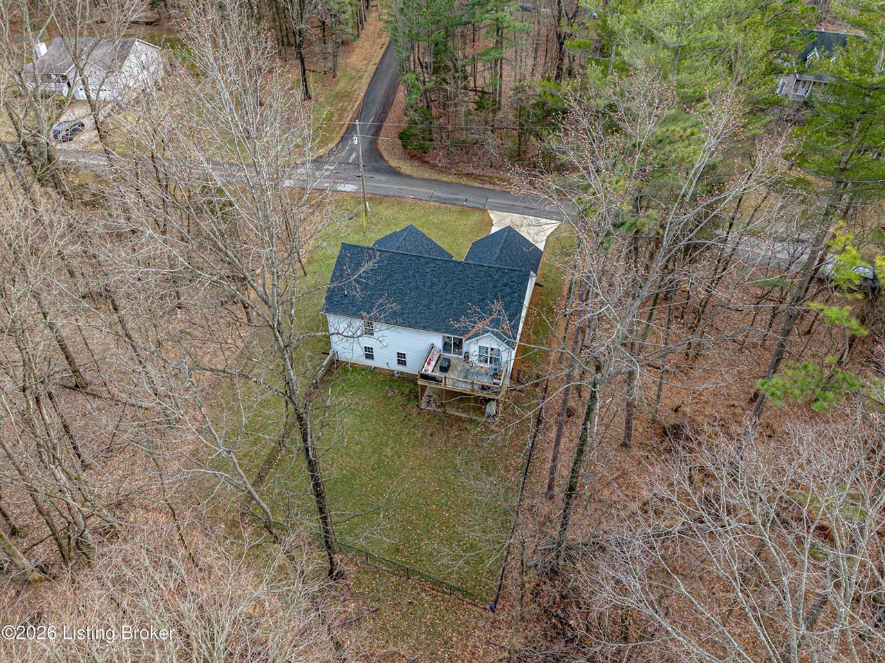 110 Ridge Pole Rd, Brandenburg, KY 40108