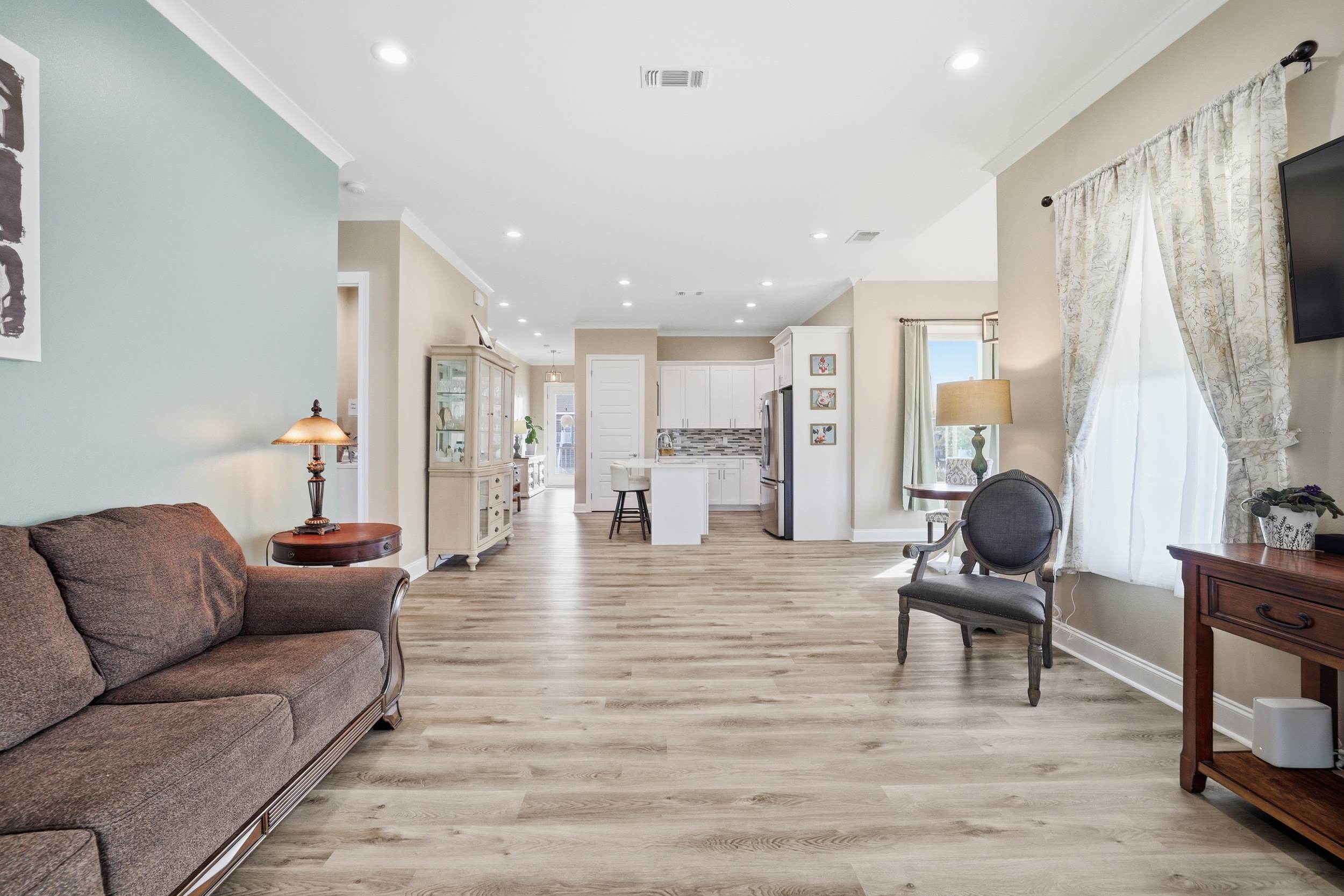 209 White Harbor Rd, Long Beach, MS 39560