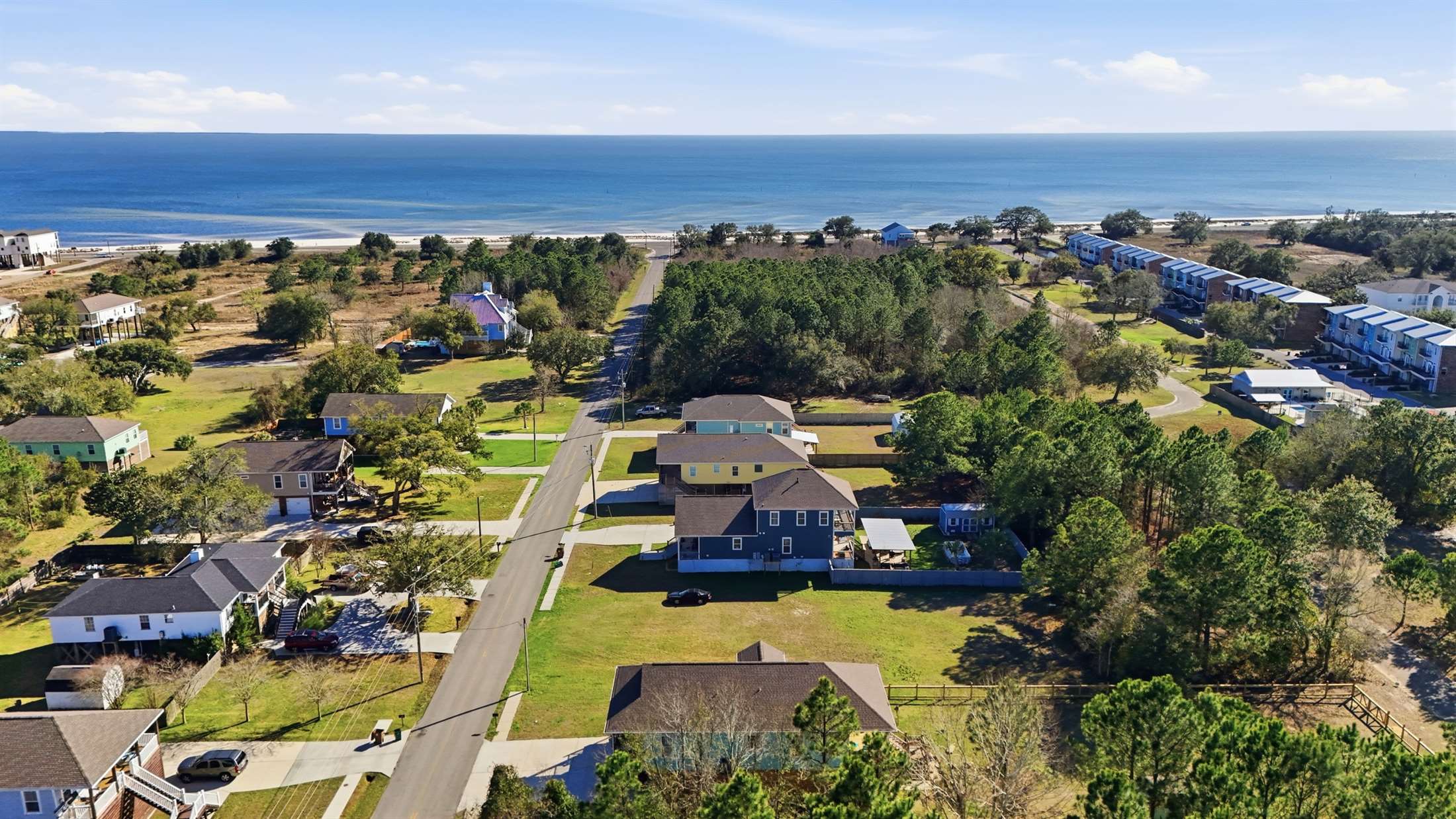 209 White Harbor Rd, Long Beach, MS 39560