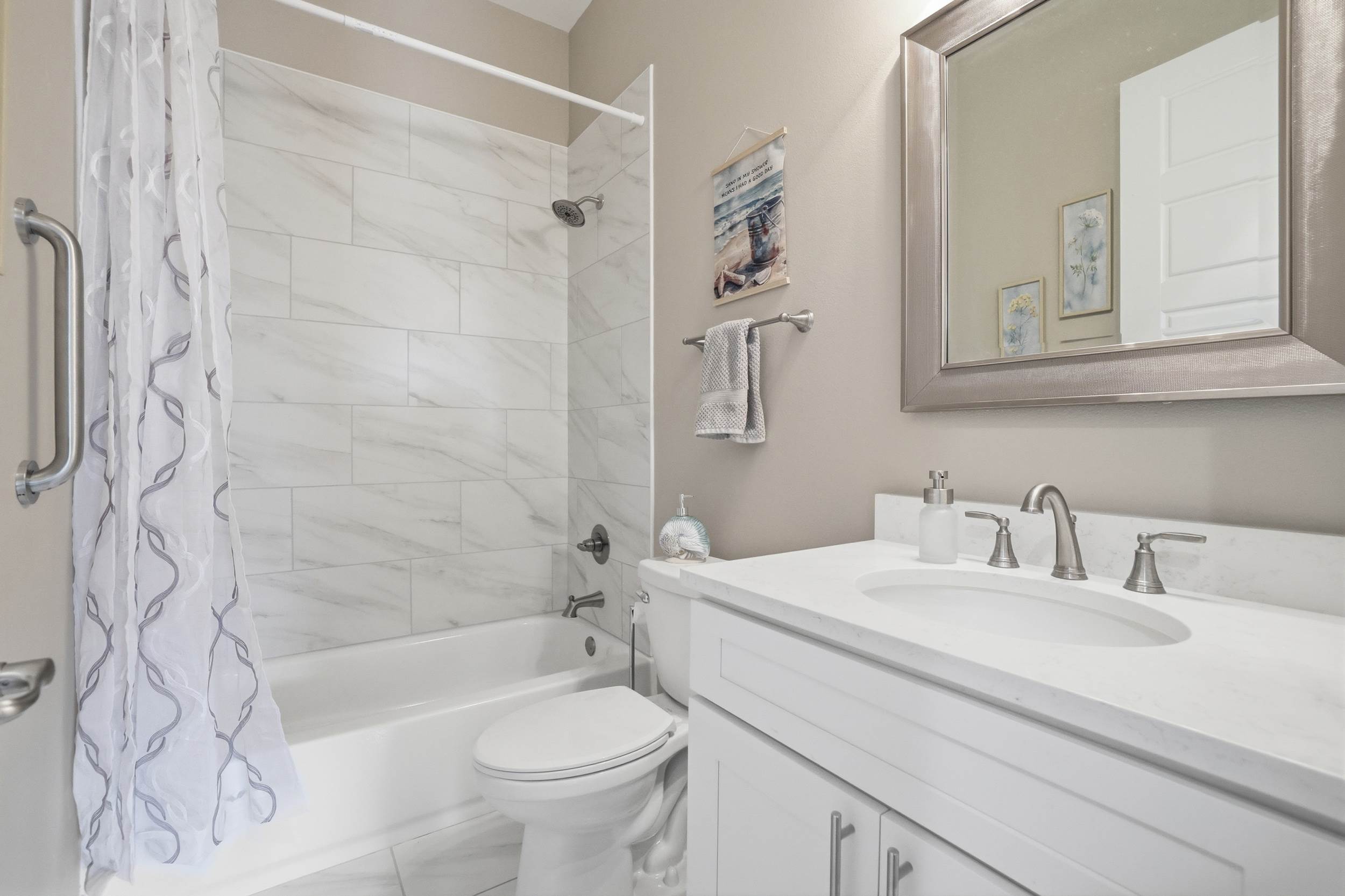 209 White Harbor Rd, Long Beach, MS 39560