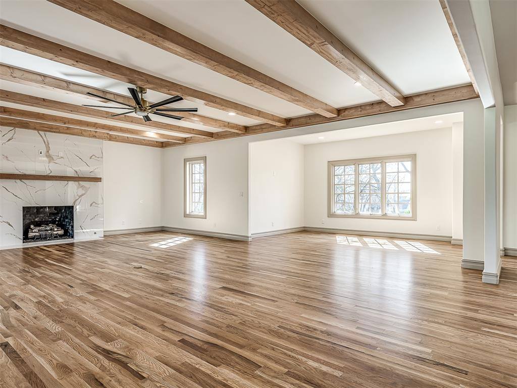 19019 Woodmere Street, Owasso, OK 74055