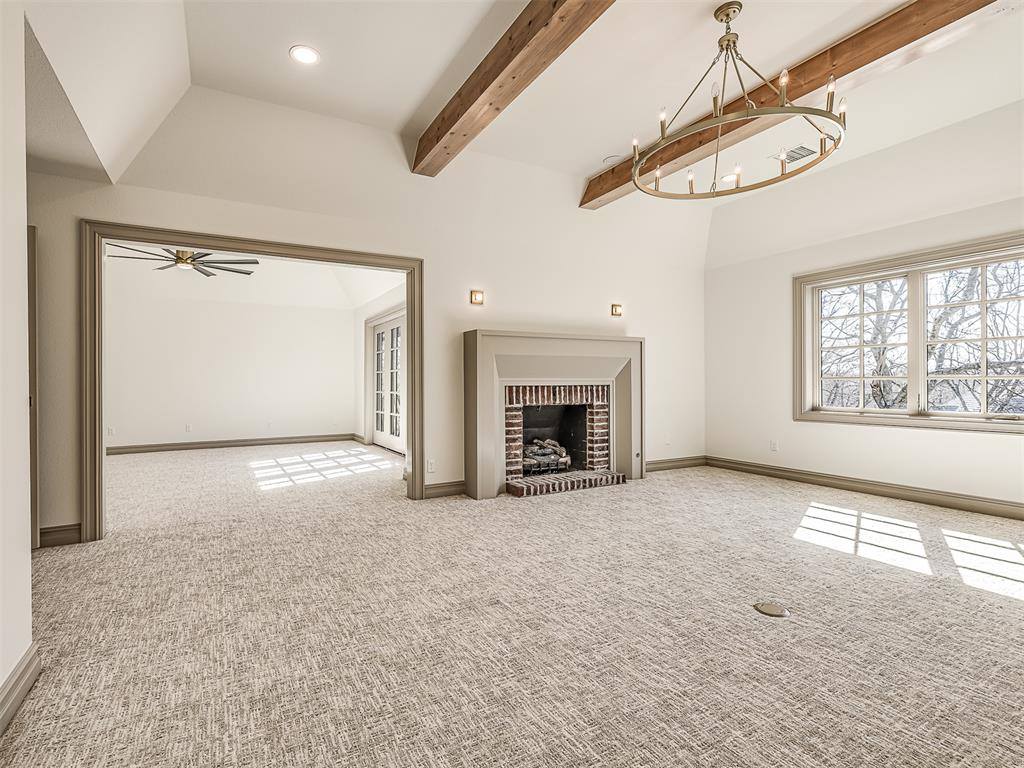 19019 Woodmere Street, Owasso, OK 74055