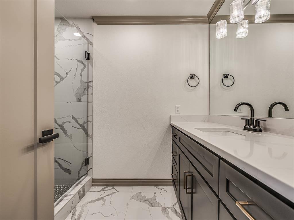 19019 Woodmere Street, Owasso, OK 74055