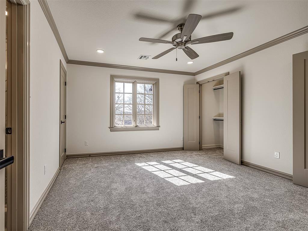 19019 Woodmere Street, Owasso, OK 74055