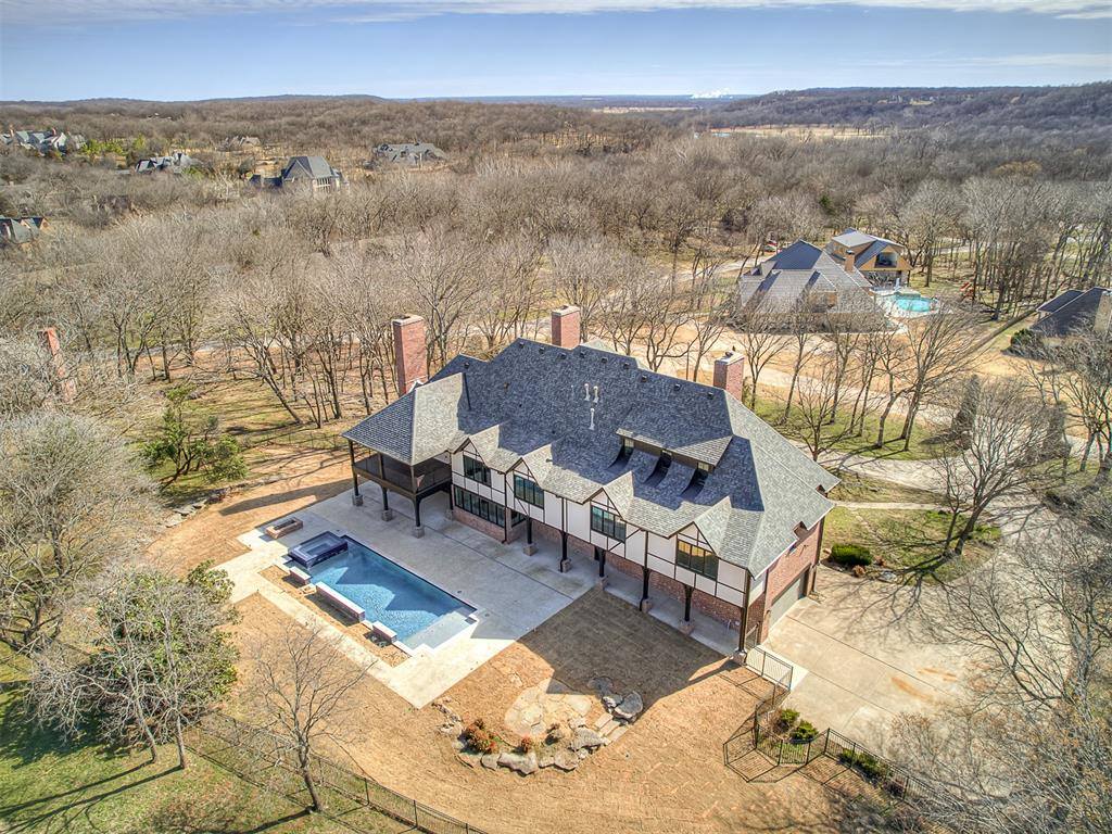 19019 Woodmere Street, Owasso, OK 74055