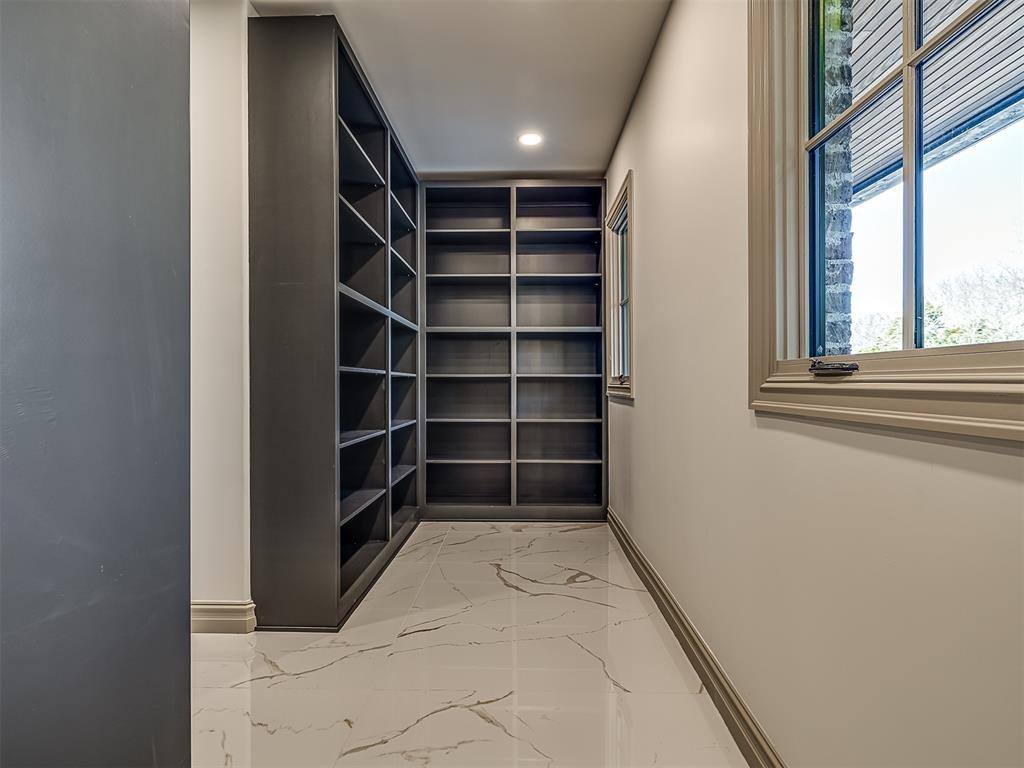 19019 Woodmere Street, Owasso, OK 74055