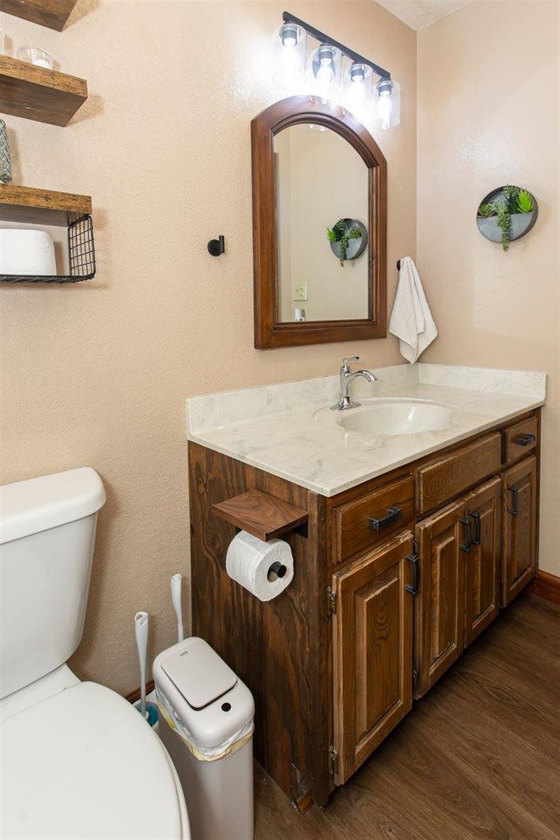 949 Delois Drive, Elkhart, KS 67950