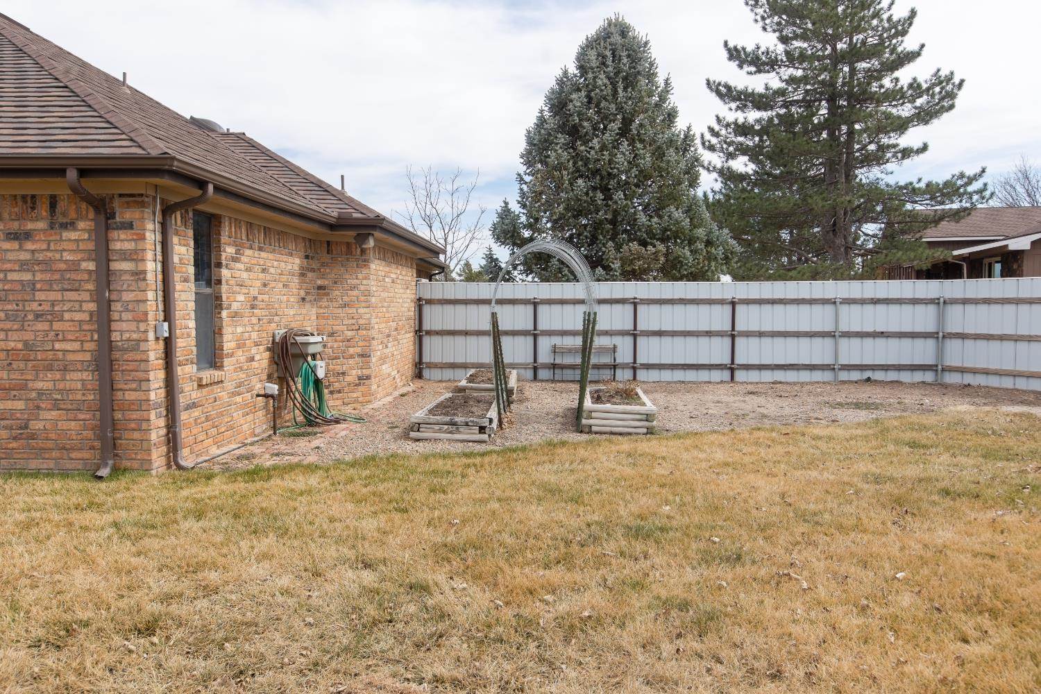 949 Delois Drive, Elkhart, KS 67950