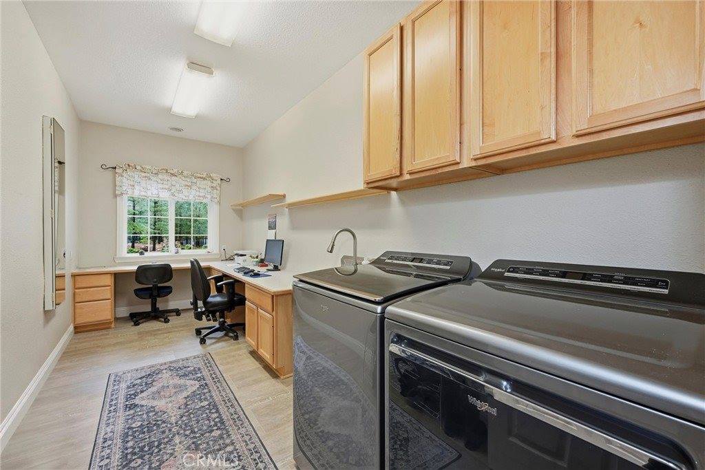 8863 Fox Drive, Cobb, CA 95426