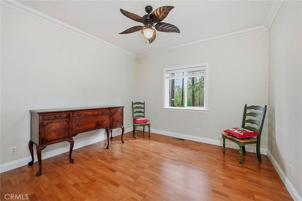 8863 Fox Drive, Cobb, CA 95426