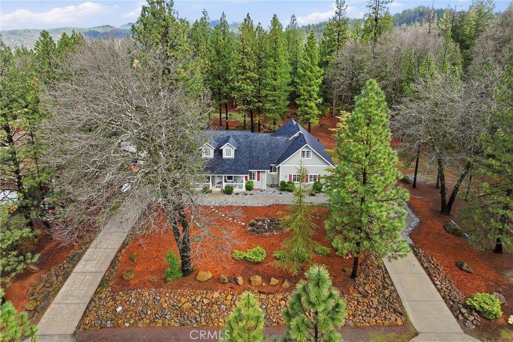 8863 Fox Drive, Cobb, CA 95426