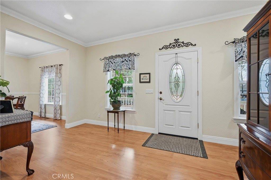 8863 Fox Drive, Cobb, CA 95426