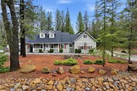 8863 Fox Drive, Cobb, CA 95426