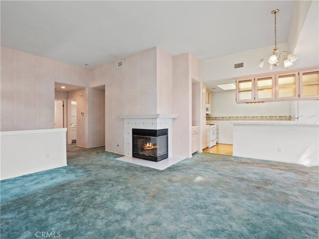 24528 Mcbean Parkway, Valencia, CA 91355