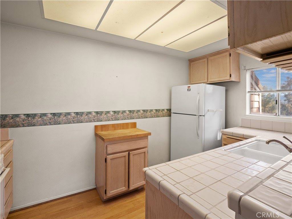 24528 Mcbean Parkway, Valencia, CA 91355