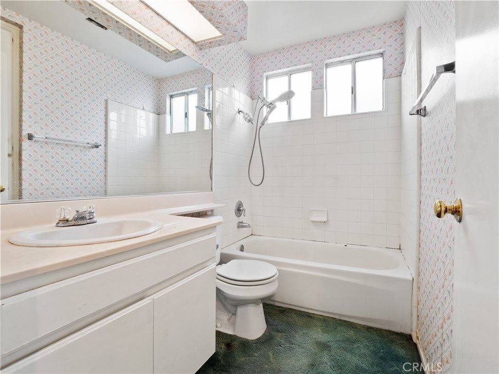24528 Mcbean Parkway, Valencia, CA 91355