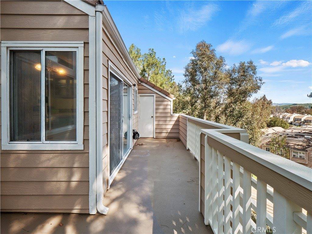 24528 Mcbean Parkway, Valencia, CA 91355