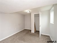 5337 North 35Th Street, Omaha, NE 68111