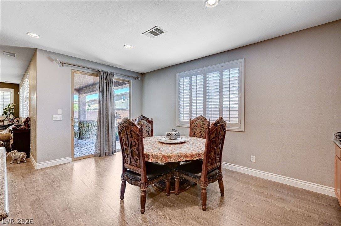 124 Nola Stream Court, Las Vegas, NV 89183