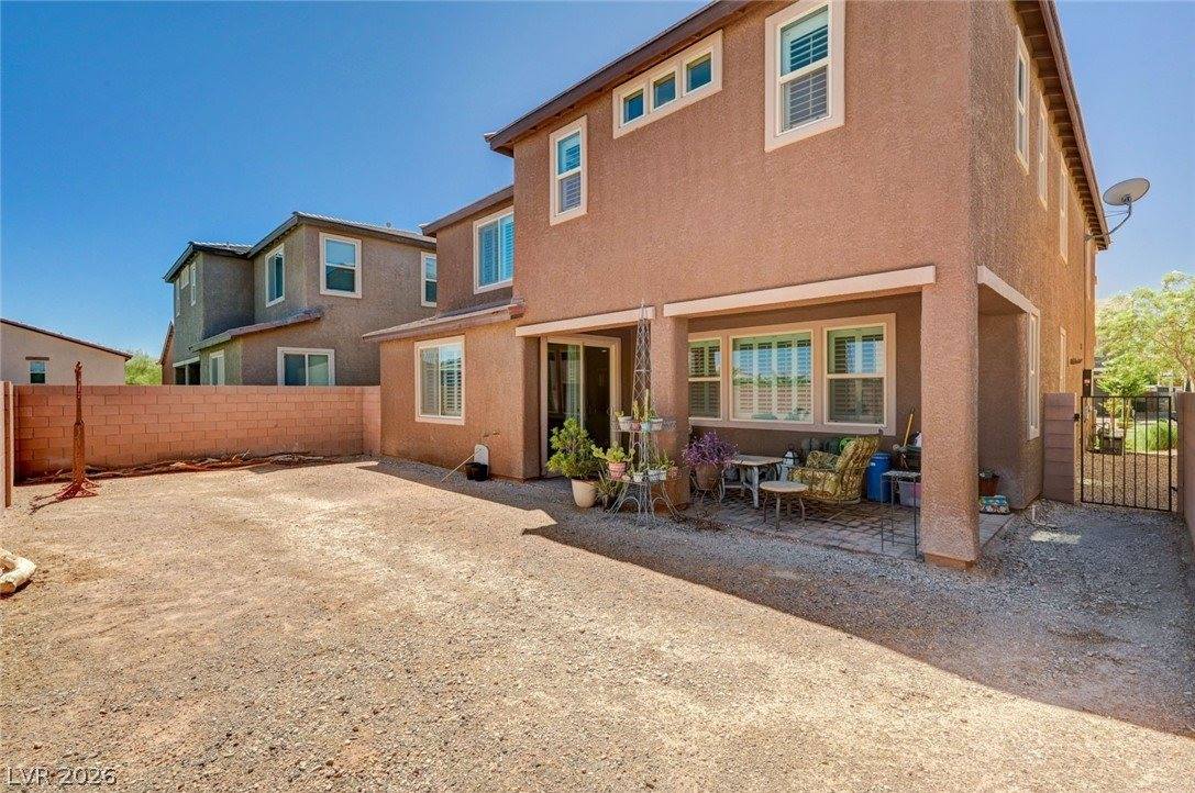 124 Nola Stream Court, Las Vegas, NV 89183