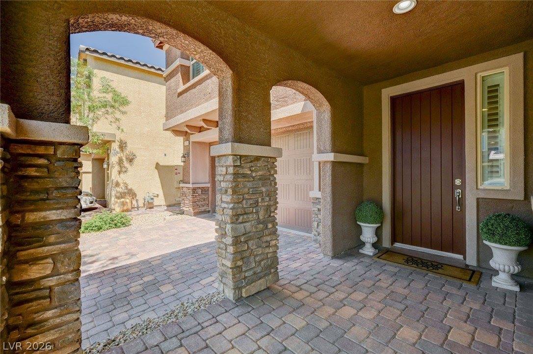 124 Nola Stream Court, Las Vegas, NV 89183