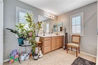 124 Nola Stream Court, Las Vegas, NV 89183