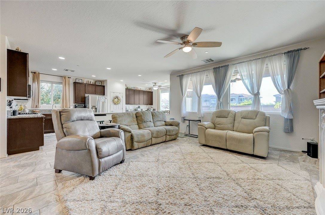 225 Piedmont Alps Street, Henderson, NV 89012