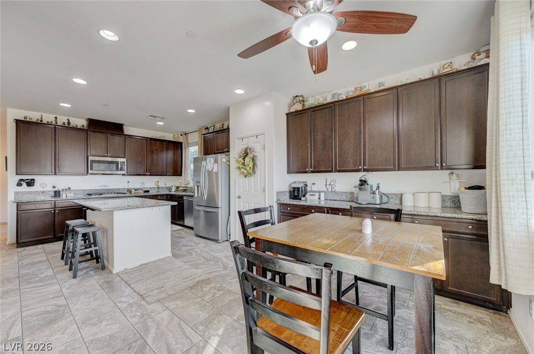 225 Piedmont Alps Street, Henderson, NV 89012