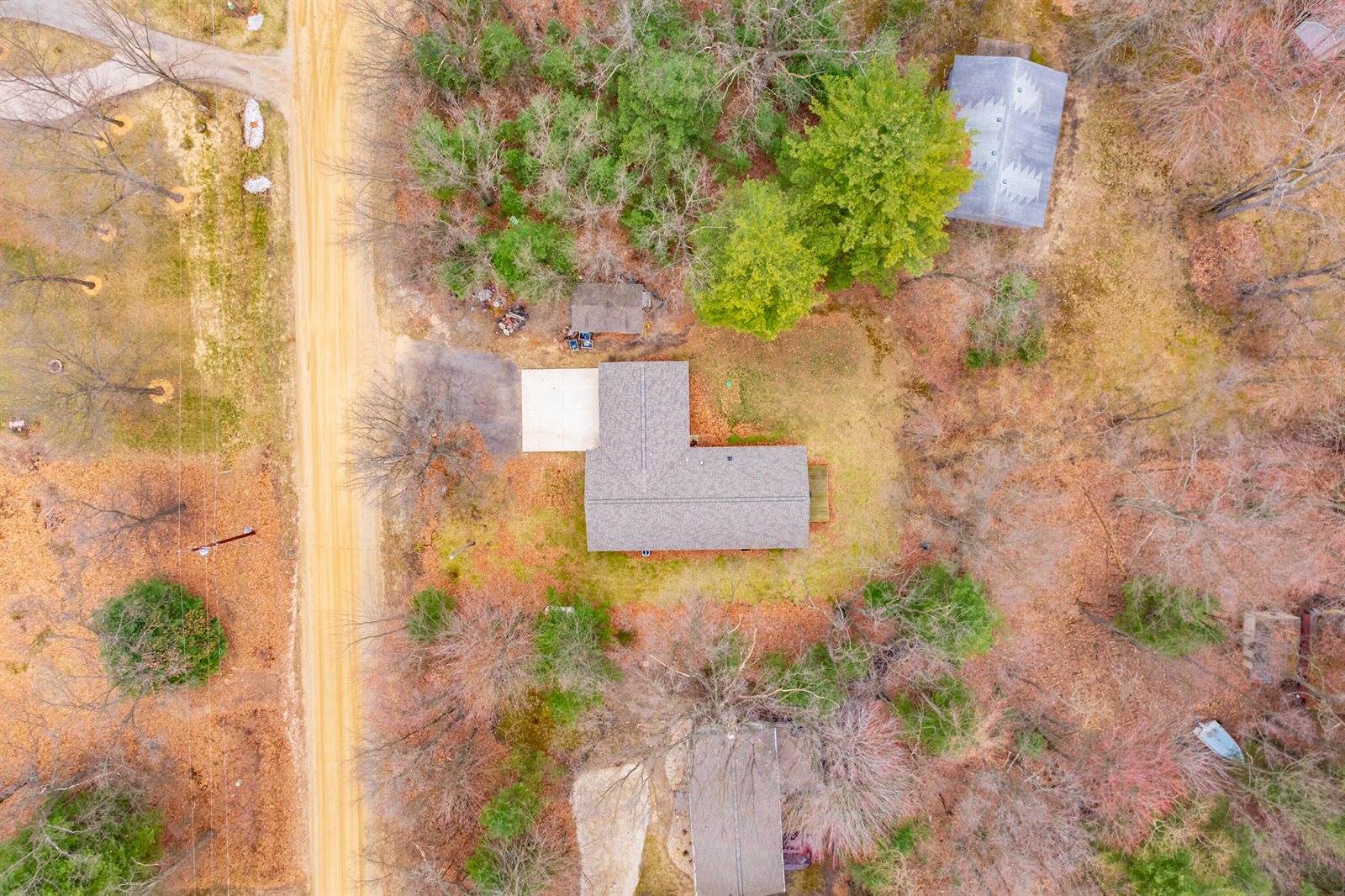 8311 West Shore Drive, Grand Junction, MI 49056