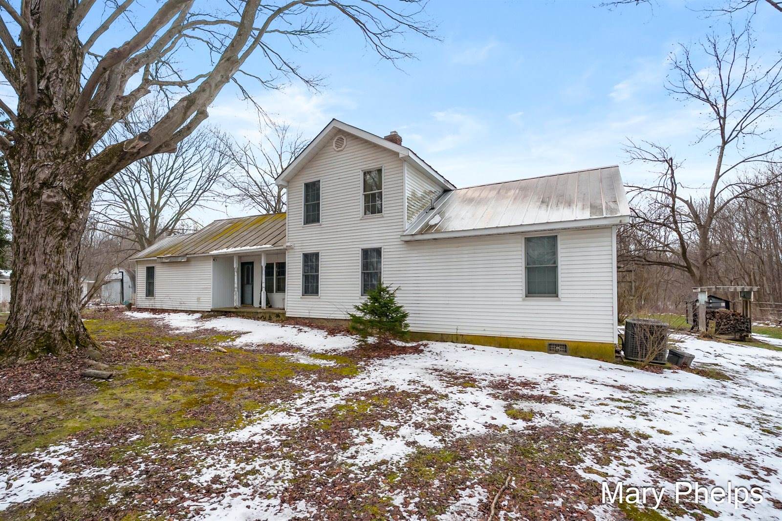 238 41st Street, Allegan, MI 49010