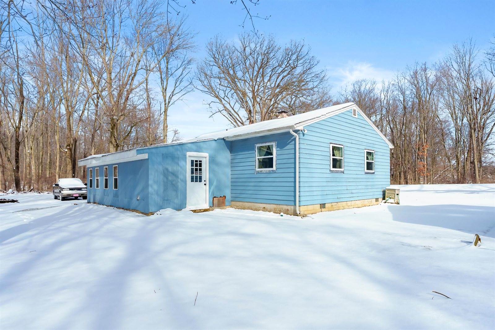 36259 Mill Lake Road, Gobles, MI 49055