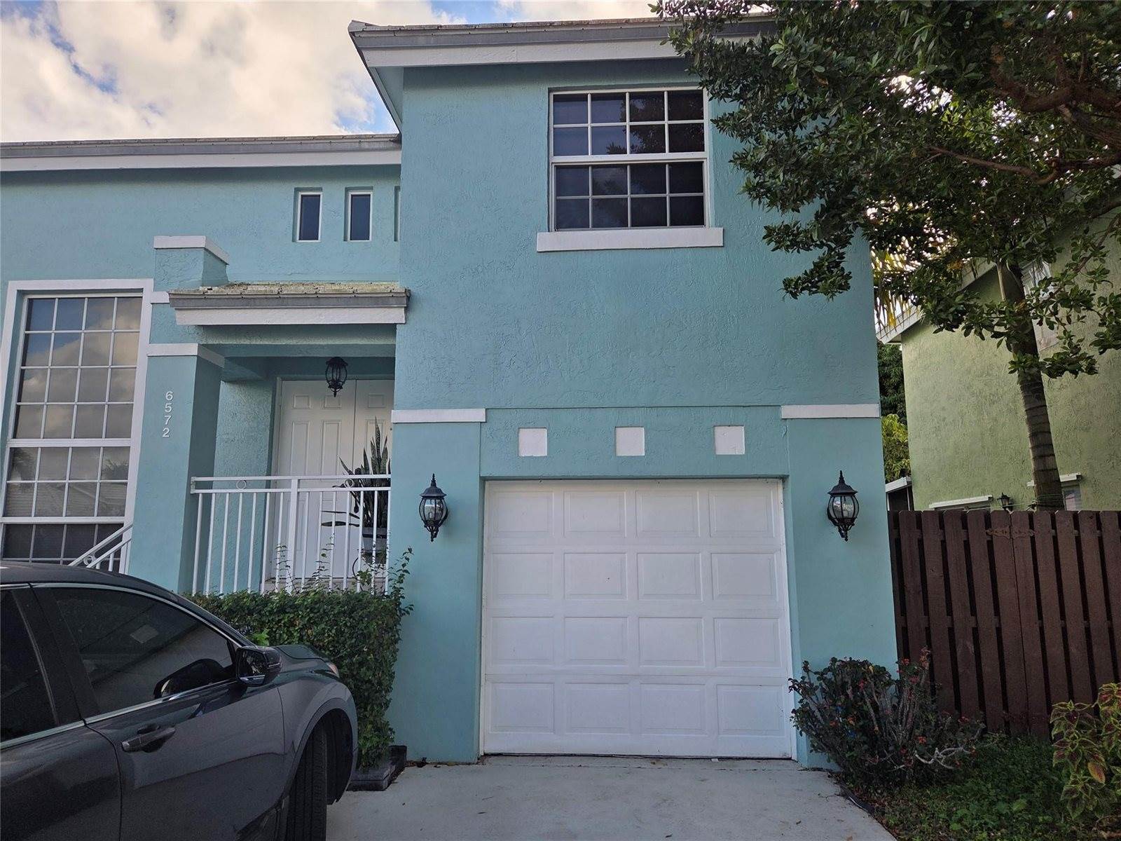6572 Bayfront Drive, Margate, FL 33063