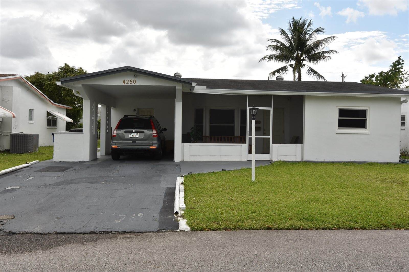 4250 NW 49th Terrace, Lauderdale Lakes, FL 33319
